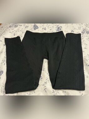 🎉3 for $15🎉 Black Cable-Knit Lined Leggings